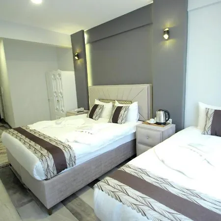 דירה Guler Palas Hotel *