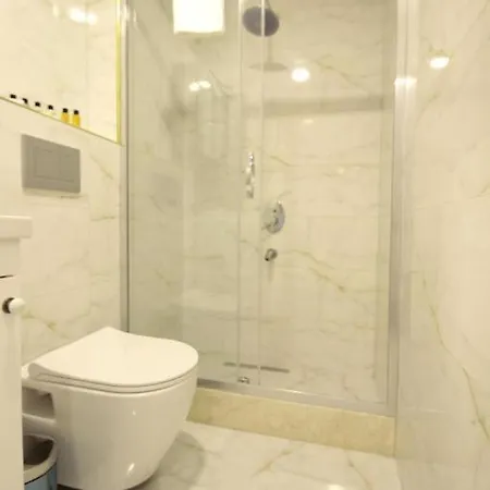 Apartment Guler Palas Hotel